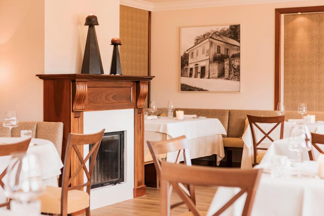 Seehotel Restaurant Lackner Мондзее Екстериор снимка