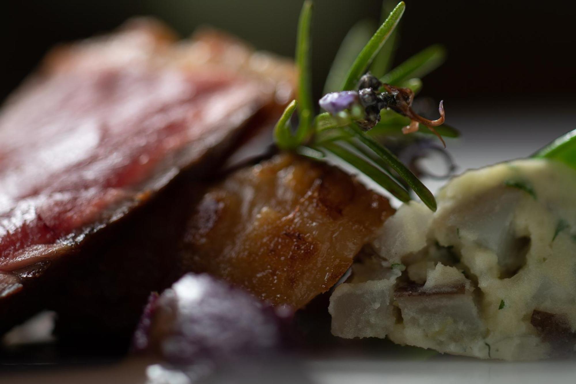 Seehotel Restaurant Lackner Мондзее Екстериор снимка